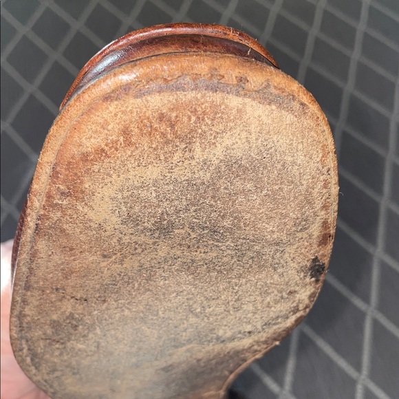 Vintage Salvatore Ferragamo Woven cognac Loafers with Silver Ferragamo buckle - Picture 9 of 16